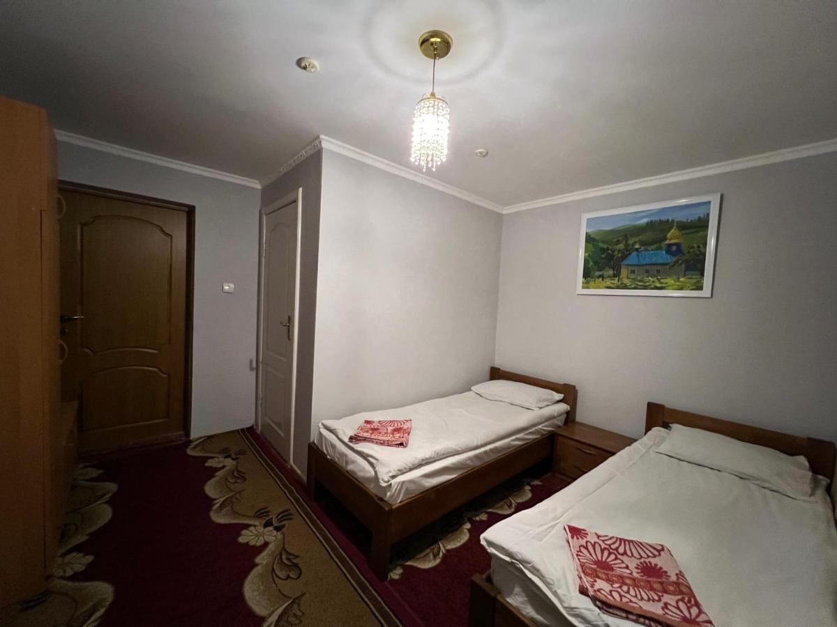 Hotel Natashka Huklyvyy Bagian luar foto