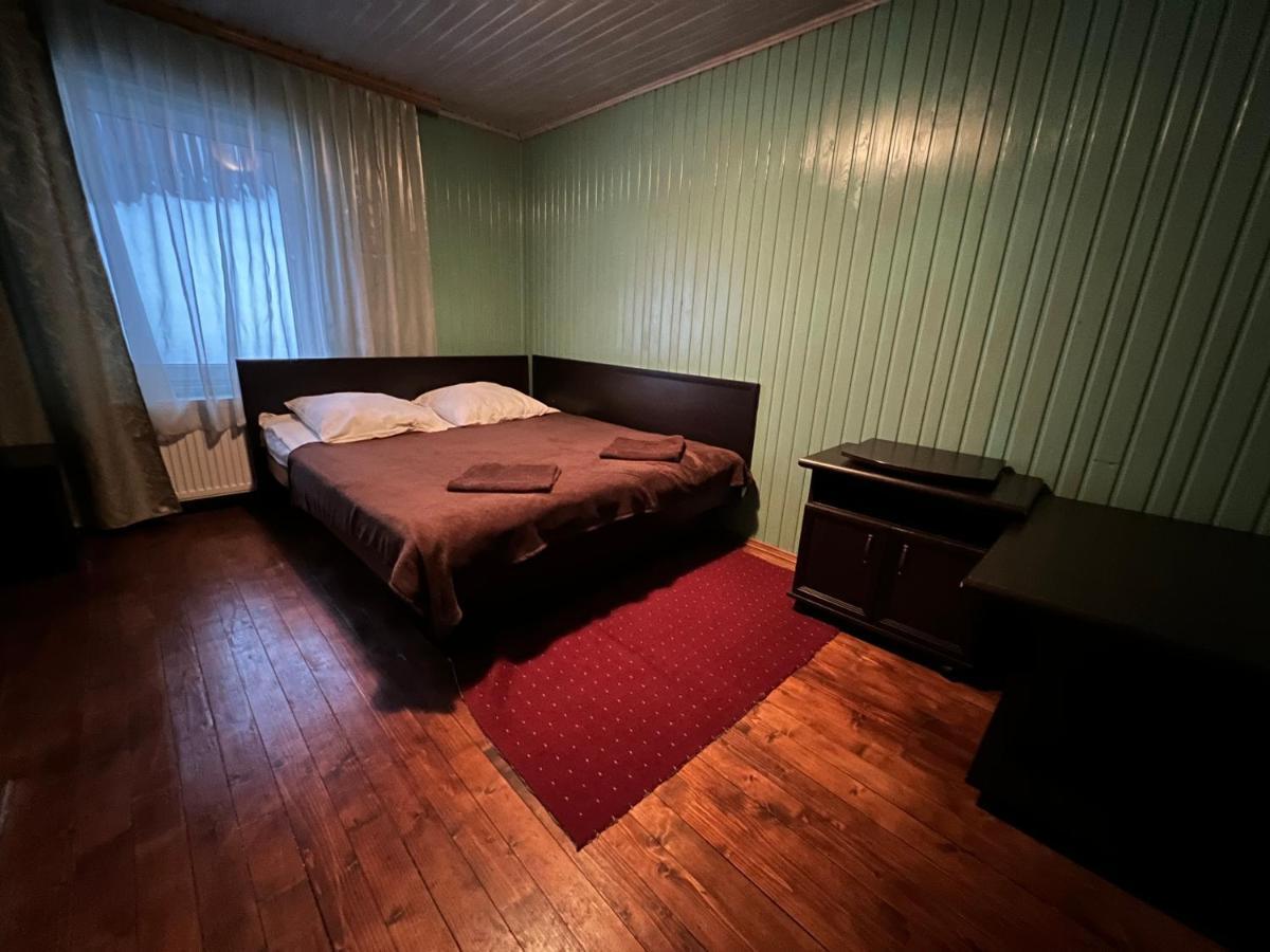 Hotel Natashka Huklyvyy Bagian luar foto