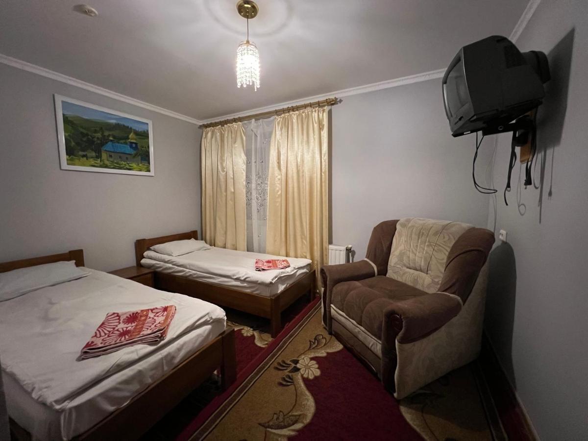Hotel Natashka Huklyvyy Bagian luar foto