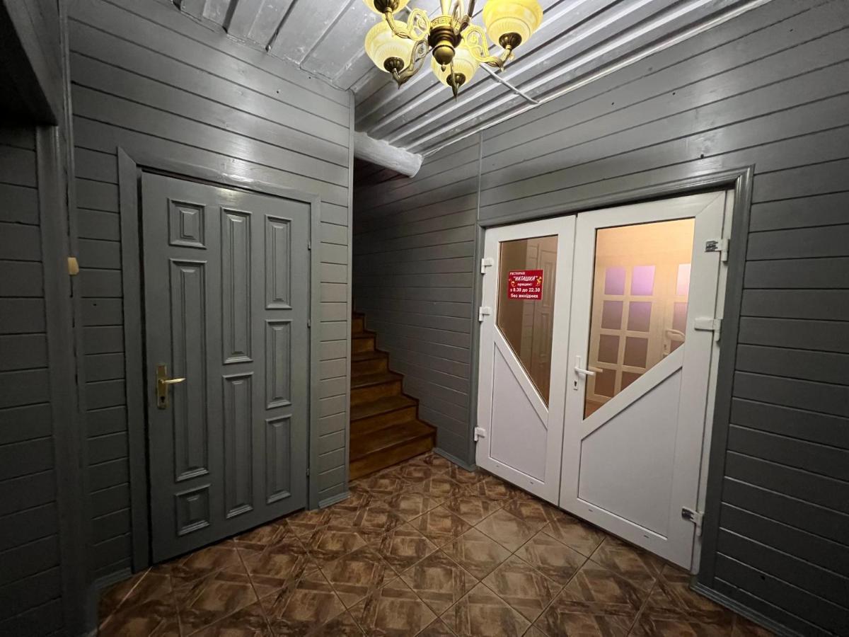 Hotel Natashka Huklyvyy Bagian luar foto