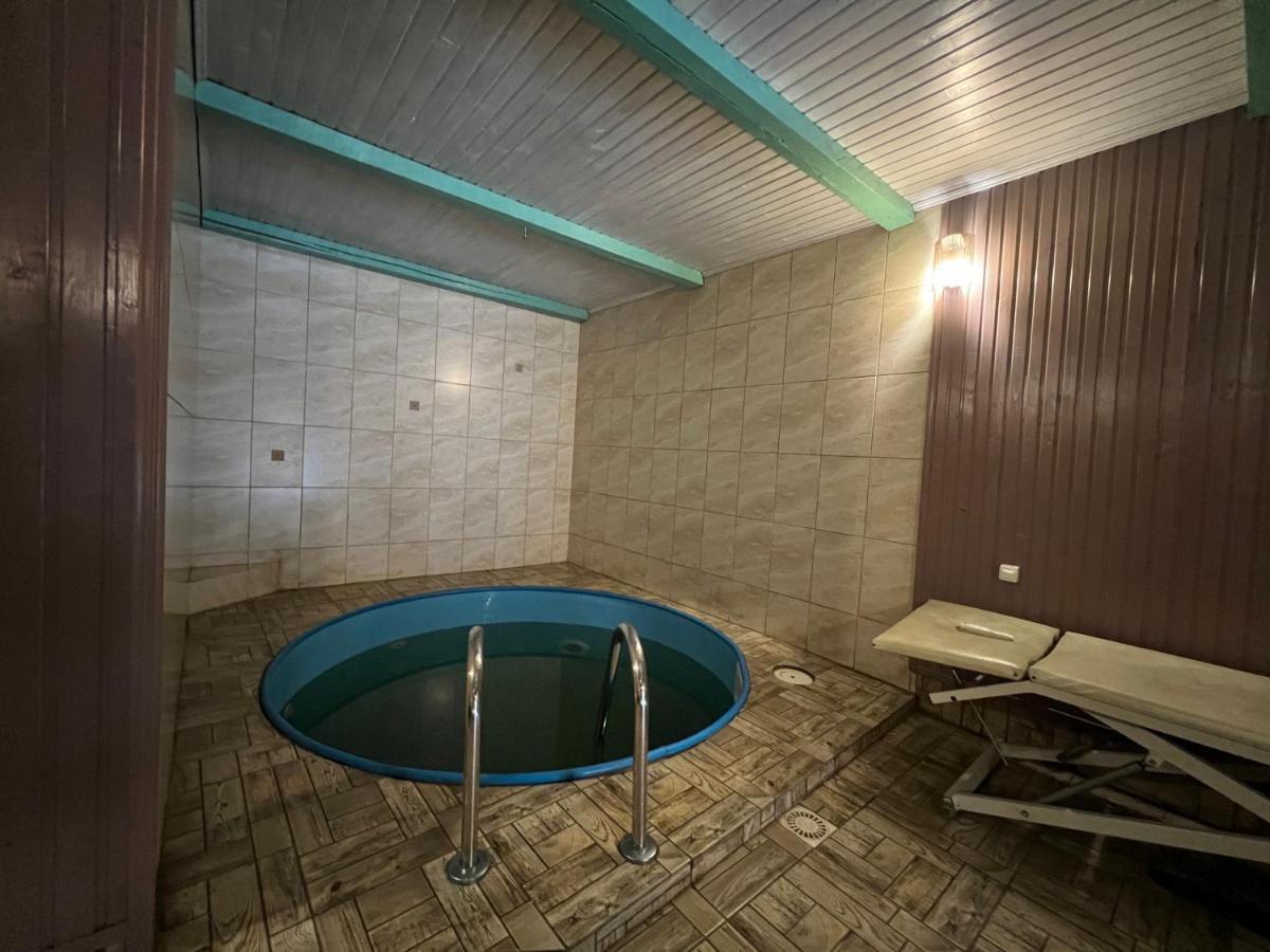 Hotel Natashka Huklyvyy Bagian luar foto